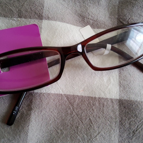 +2.00 Readers Maroon Pattern - Picture 3 of 3